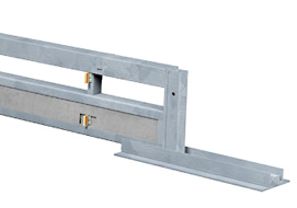 <p><strong>ProTec 80 –<br /><br />
the efficient crash barrier.</strong></p><br />
