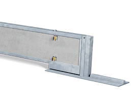 <p><strong>ProTec 120&nbsp;–<br /><br />
the compact crash barrier.</strong></p><br />
